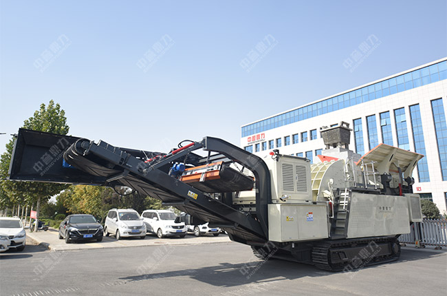 日產(chǎn)2000噸移動(dòng)式的砂石生產(chǎn)線 日產(chǎn)2000噸移動(dòng)式的砂石生產(chǎn)線