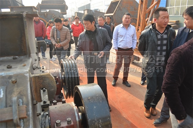 �����͑���L