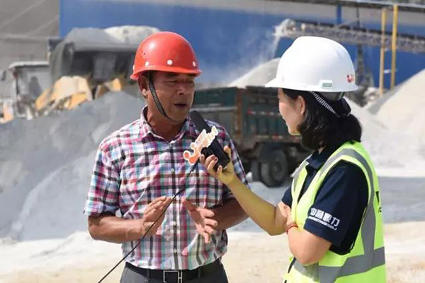 ���L����ɽ��ʯ���T��