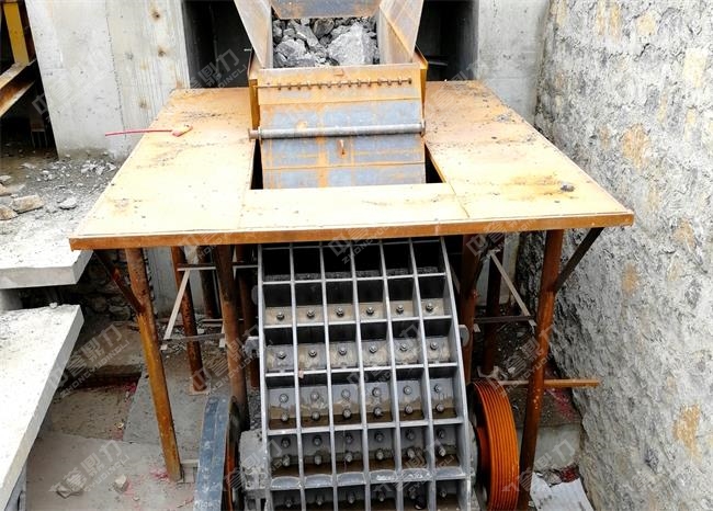 �Nʽ����C���ڴ���