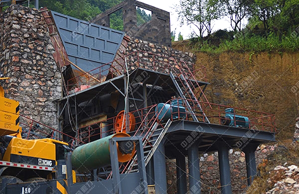 ����Cι�ϬF��