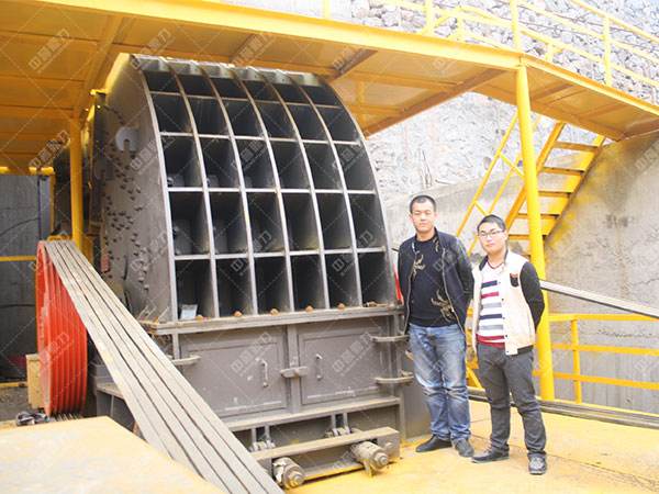 ���N����C