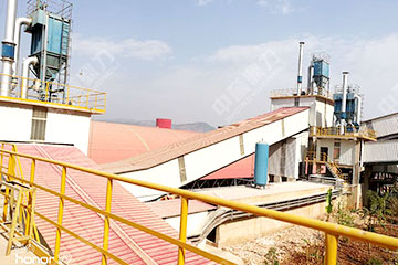 ������Ϫ����ˮ�����a�����b���ǻ�ɰʯ����ϵ�y